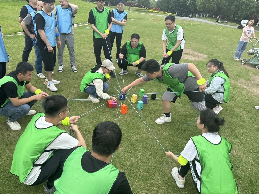 2025新澳门2025免费原料网